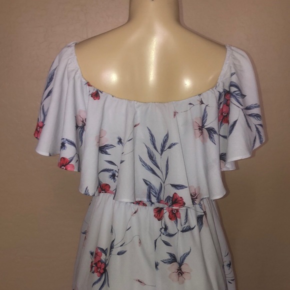 Harper & Me White Flowered Romper - Picture 3 of 3